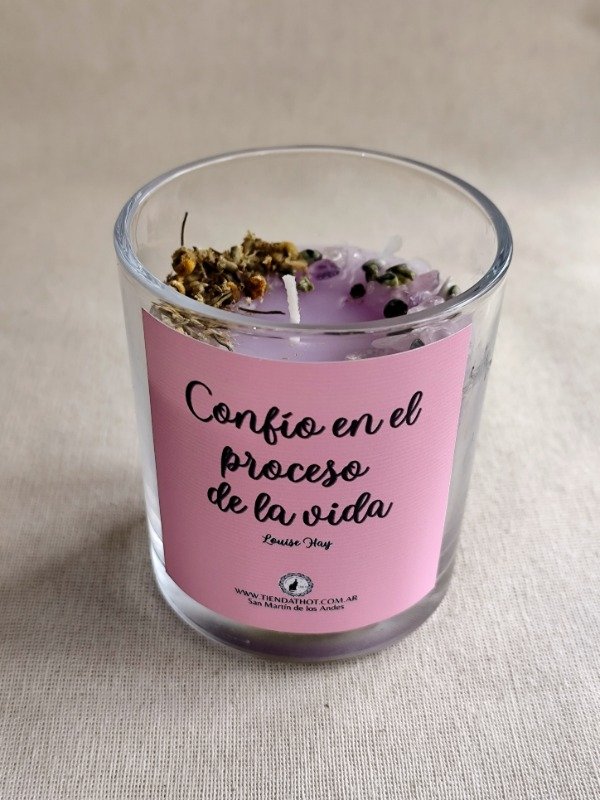 Producto - VELA "CONFÍO EN EL PROCESO DE LA VIDA" - Con serpentina, amatista. 250ml - 0