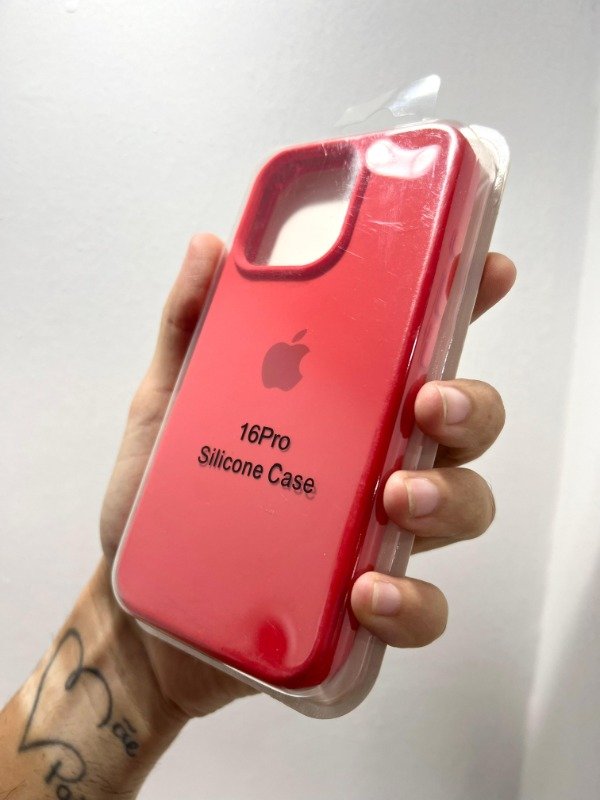 Producto - SILICONA CASE 16 PRO