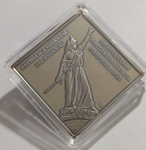 Producto - Uruguay 2000 pesos 2025 Bicentenario de la independencia (plata)