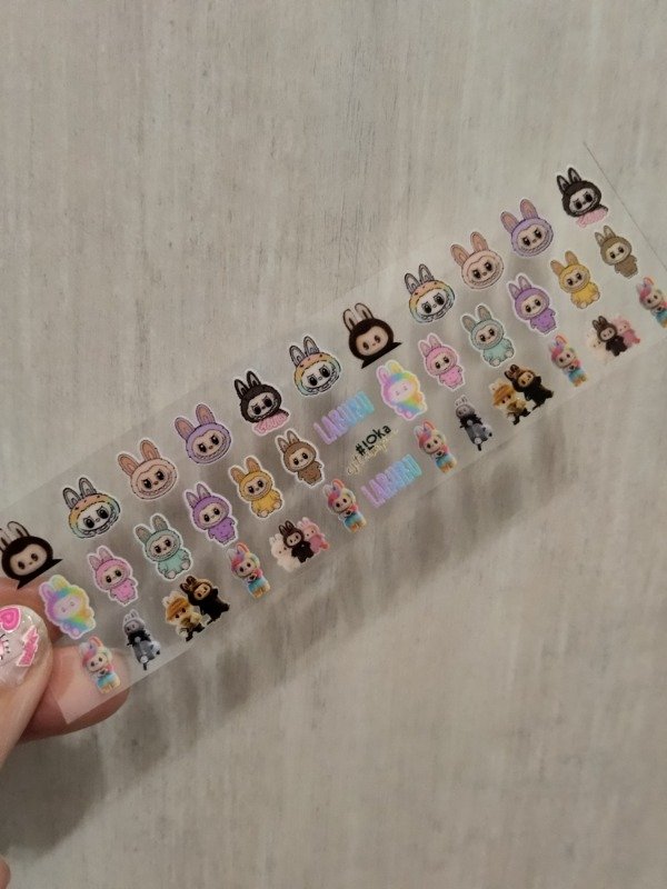 Producto - UV Nails Labubu