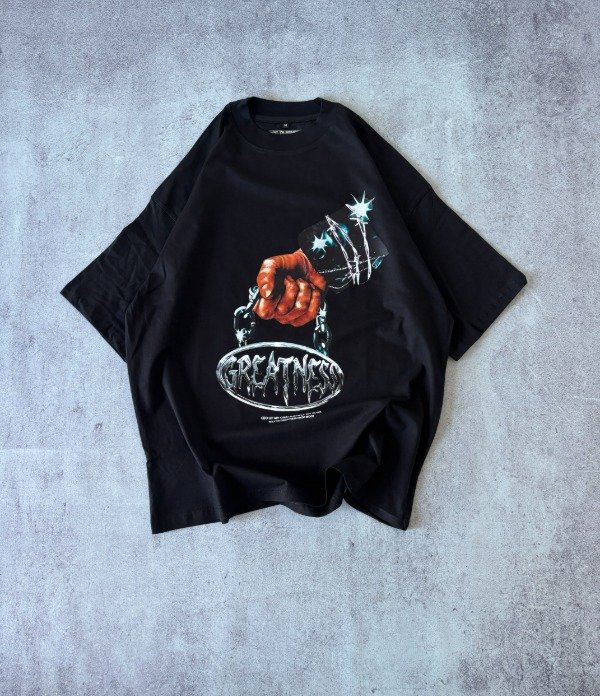 Producto - Remera oversize negra "Greatness"