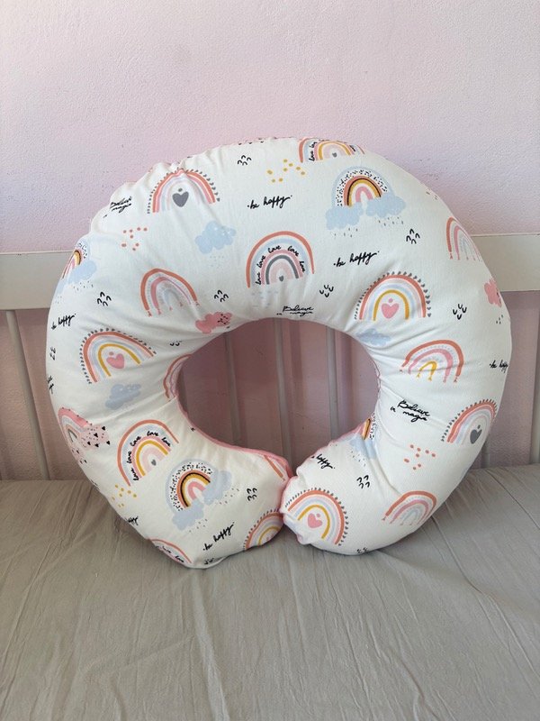 Producto - Almohadón de amamantar arcoíris dreams