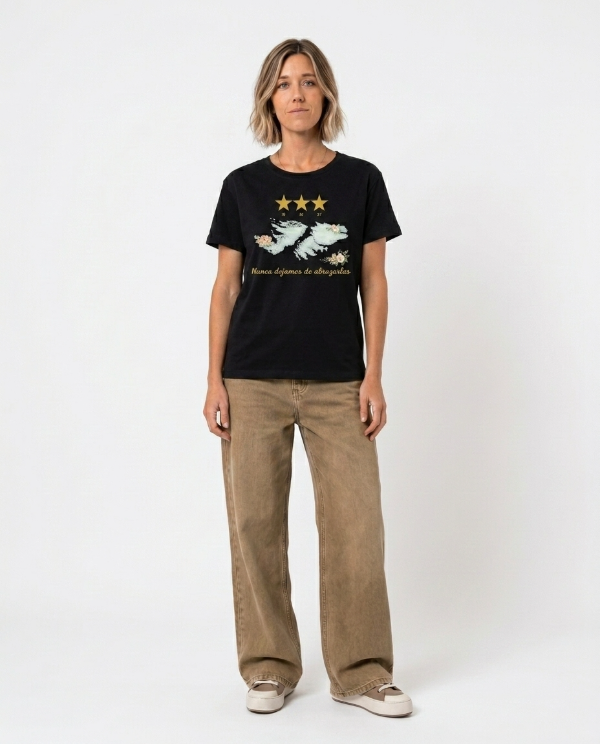 Producto - Remera Nunca dejamos de abrazarlas - 2