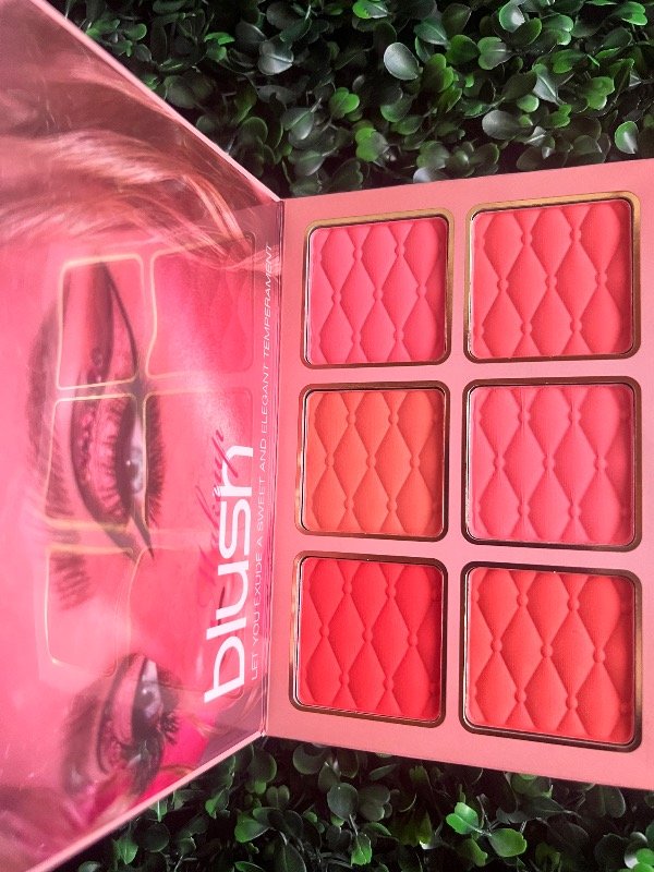 Producto - Paleta de sombras libro NUDE - 3