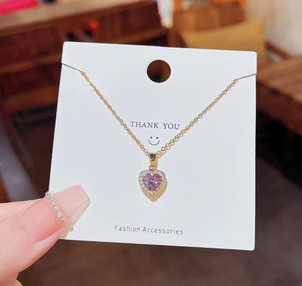 Producto - Collar Love Charm-Titanio enchapado en oro 18k