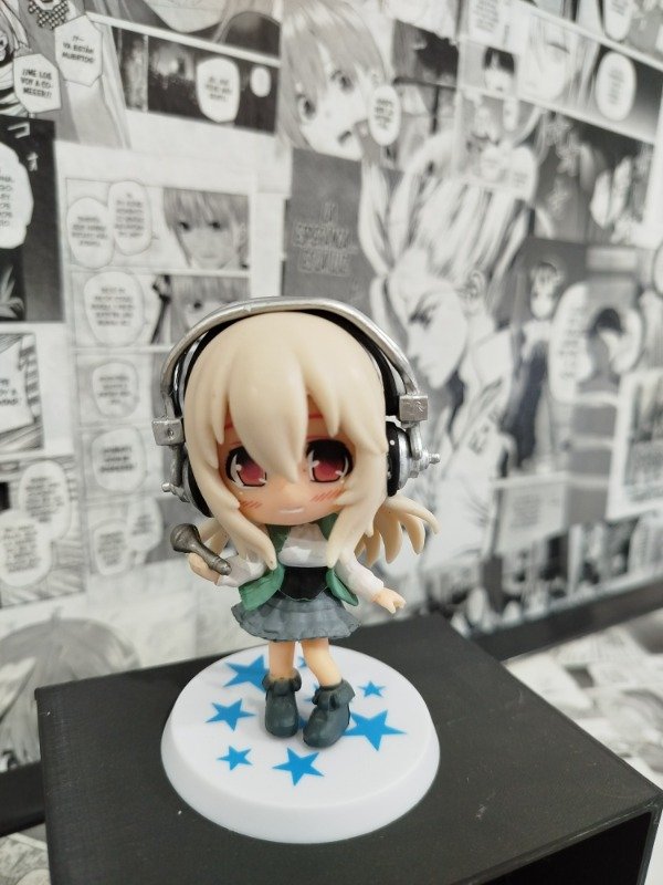 Producto - FIGURA CHIBI SUPER SONICO 10CM. MODELO 6