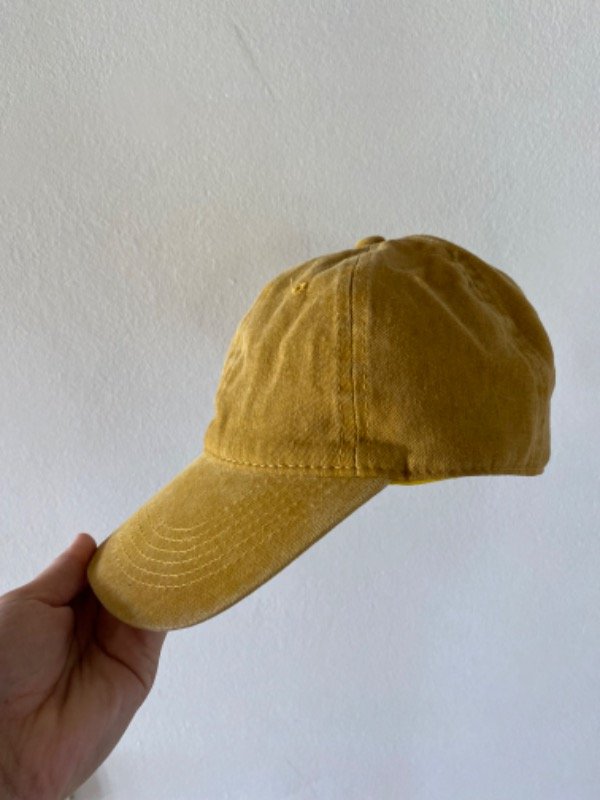 Producto - Gorra mostaza