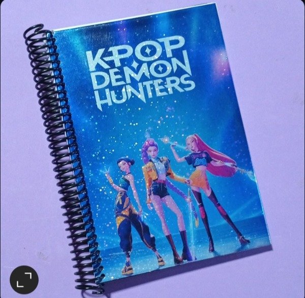 Producto - Cuaderno de Huntrix kpop