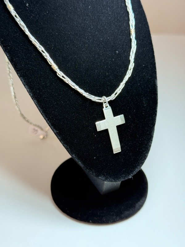 Producto - Cadena plata y oro con dije cruz - 2