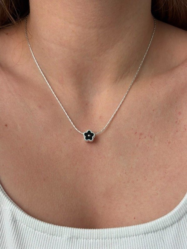 Producto - Collar Black Flower - 1