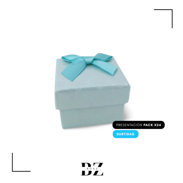Producto - ESTUCHE REGALO X 24 PCS 5X5 CM CON MOÑO C.SURTIDO - 2033-1 - 3