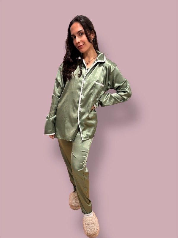 Producto - Pijama Camisero Satén Verde Oliva