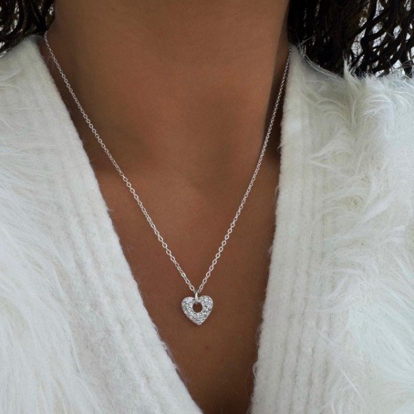 Producto - CONJUNTO BLANCO CORAZON CALADO DOBLE BRILLO