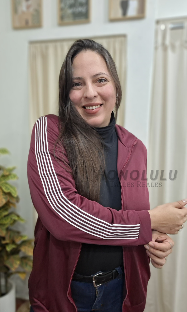 Producto - Campera deportiva Bordo - 2