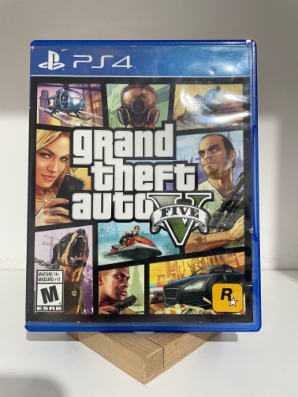 Producto - GRAND THEFT AUTO V PS4