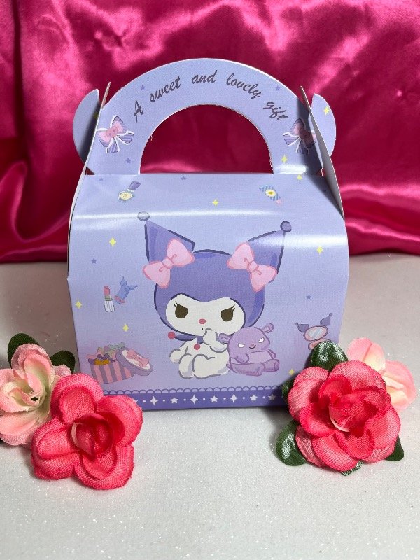 Producto - Caja de regalo kuromi con manija