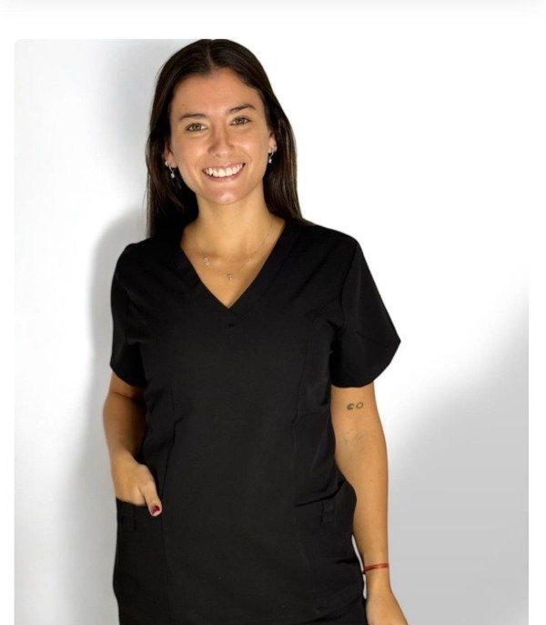 Producto - Ambo ESENCIA VIDA negro