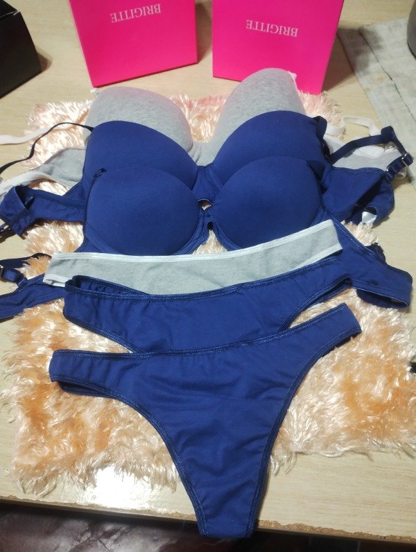 Producto - Brigitte conjunto con taza y aro.