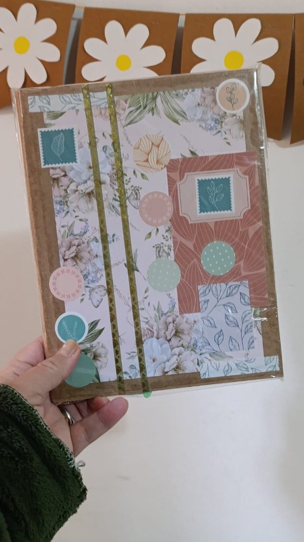 Producto - Cuaderno cuadriculado-84 hojas- 16