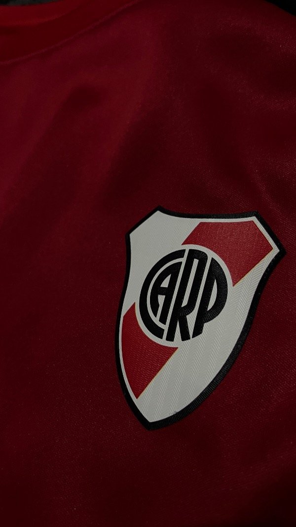 Producto - Buzo River prematch - 2