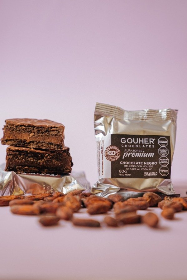 Producto - Alfajor con chocolate negro relleno con mousse de café al cognac