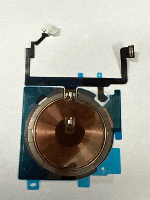 Producto - FLEX FLASH IPHONE 15 PLUS CON IMAN + CARGA INALAMBRICA