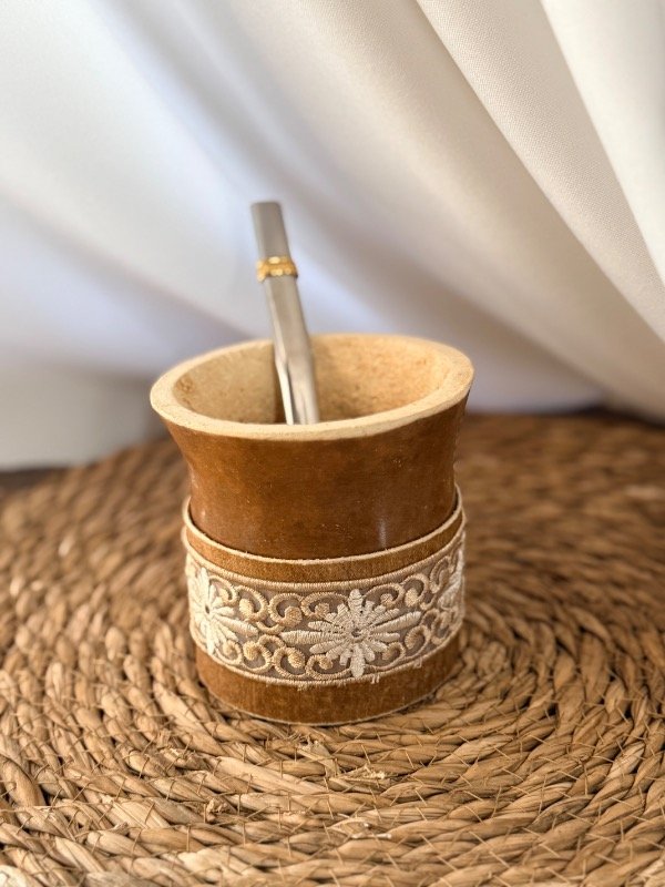 Producto - Criollo bordado - Crudo