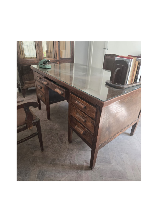 Producto - Escritorio de madera con vidrio	/ 80x149x89