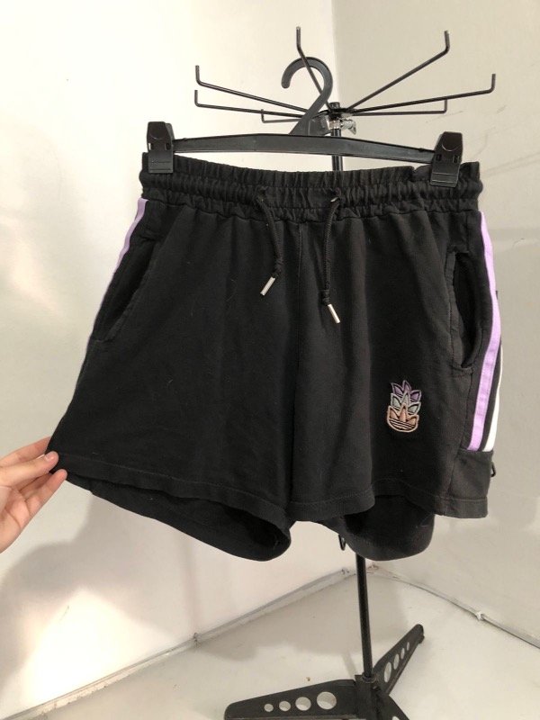 Producto - Short //adidas// talle 38