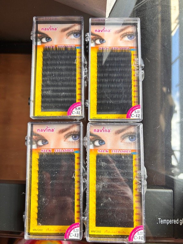 Producto - pestañas  navina X1