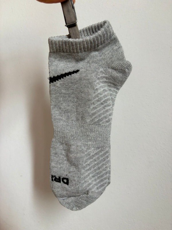 Producto - Soquete Nike gris