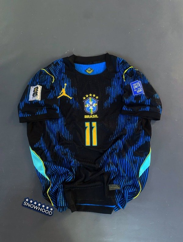 Producto - Brasil segundo kit Jordan Mundial 2026 - #11 Raphinha - #20 Estevao