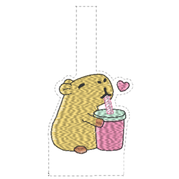 Producto - Matriz de Bordado - Pack Colegial x3 - Tag /Aplique - "CAPIBARA CON VASITO"-ITH - 4