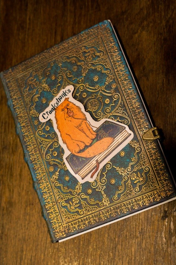 Producto - Sticker vinilo "Crookshanks"