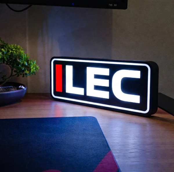 Producto - Velador Charles Leclerc