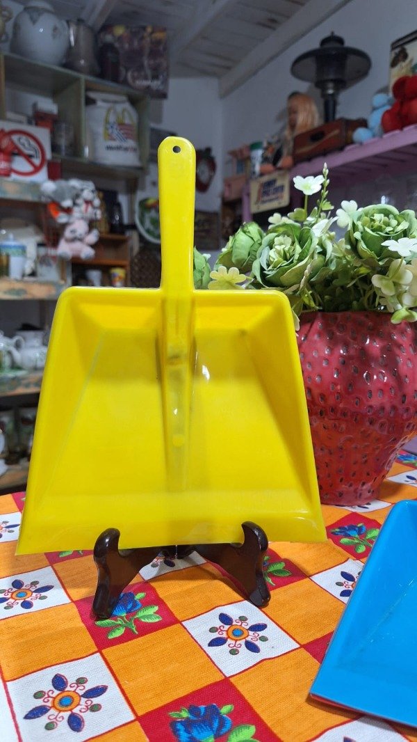 Producto - Pala plástica de residuos - 0