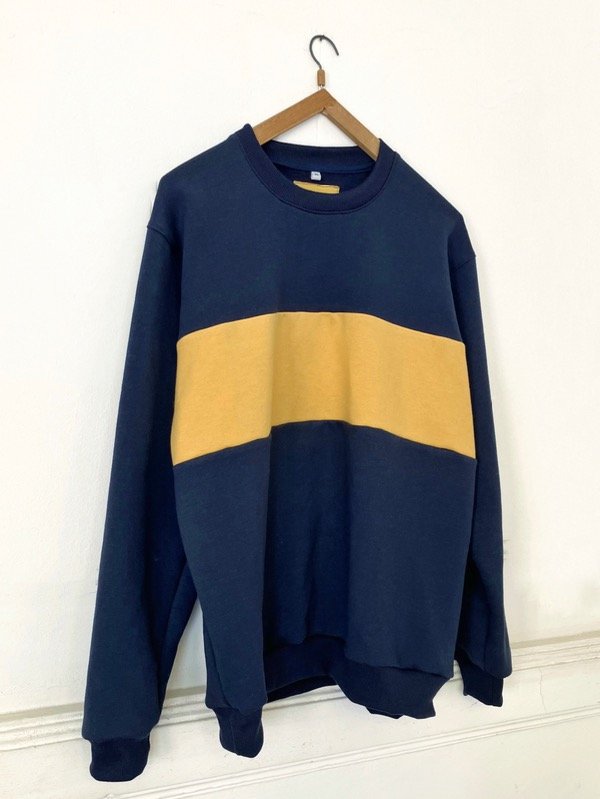 Producto - Buzo Boca Minimalista