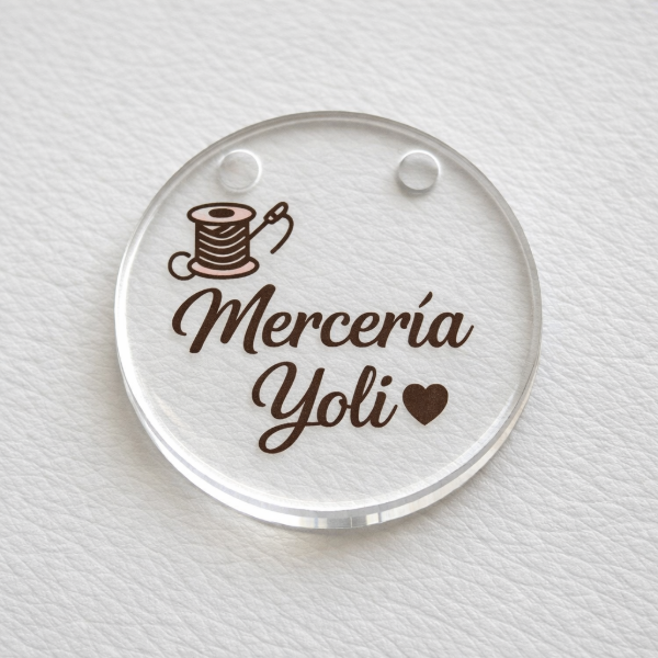 Producto - Etiquetas Personalizadas en Acrílico Transparente con Logo o Nombre Grabado