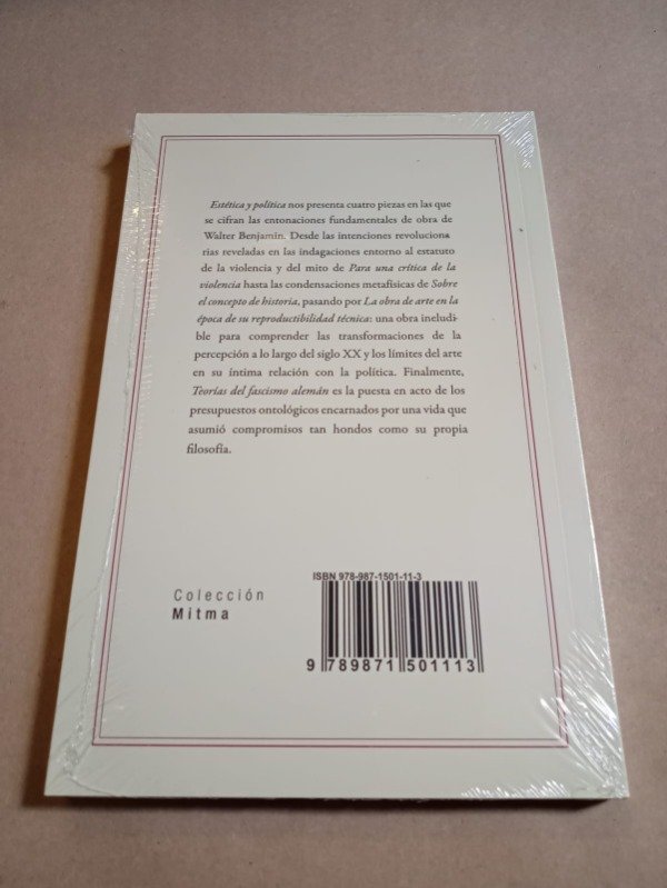 Producto - Estética y política - Walter Benjamin - Las Cuarenta - 1