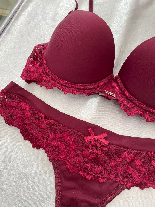 Producto - Conjunto Bordo Kaury T.95