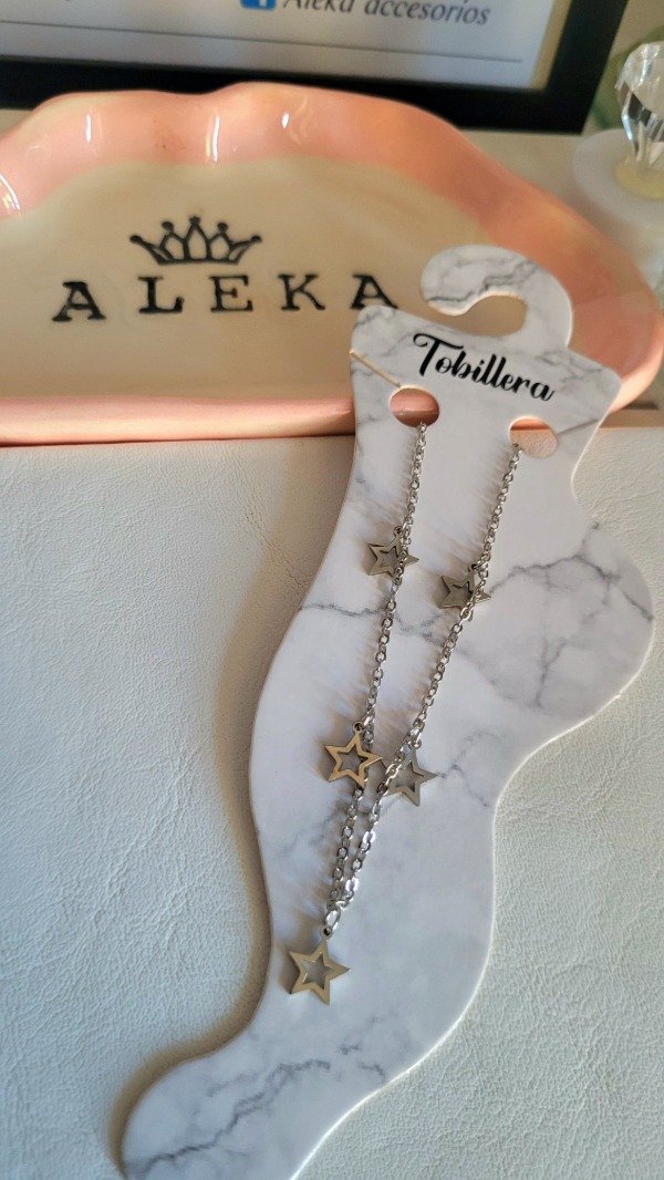 Producto - Tobillera con dijes de estrellas de acero quirúrgico - 1