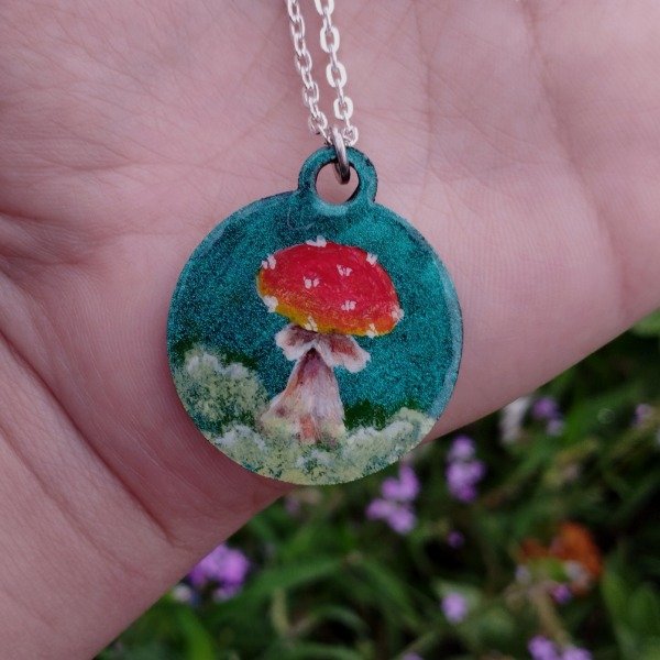 Producto - Collar amanita fondo metalizado