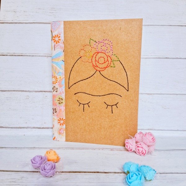 Producto - Cuaderno A5 Bordado FRIDA