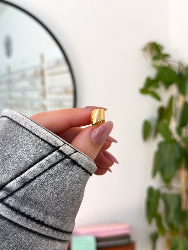 Producto - Ear cuff bañado en oro liso derretido - 1