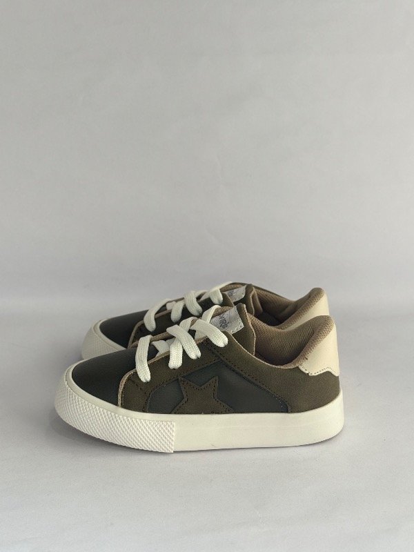 Producto - A 428 Ecocuero con apliques - 0