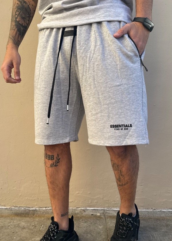 Producto - Bermuda Essentials Fear Of God Gris - 0