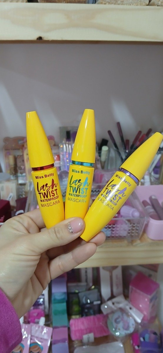 Producto - Mascara de pestañas miss betty waterproof