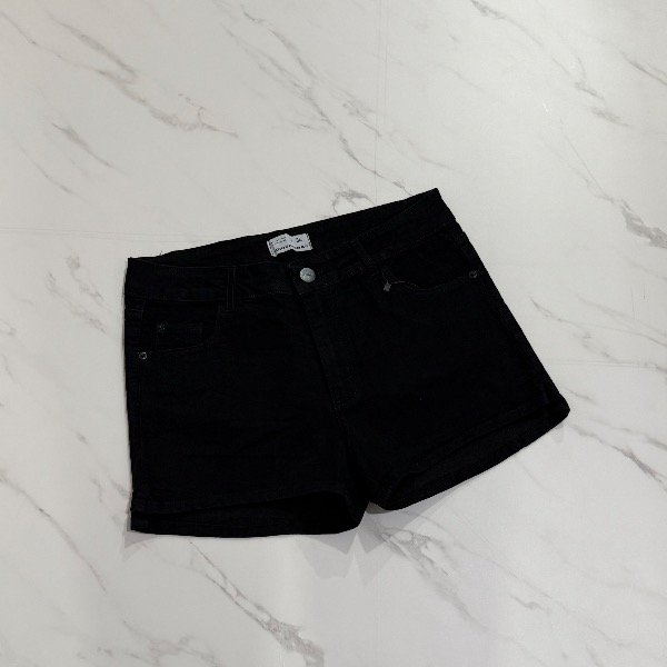 Producto - short de jean negro elastizado