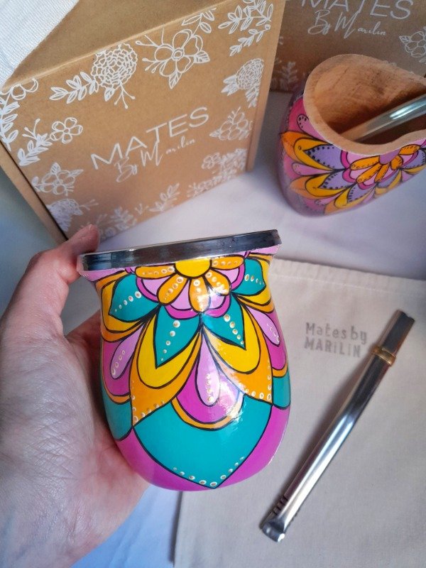 Producto - Mate Mandala fucsia Algarrobo con virola POR PEDIDO