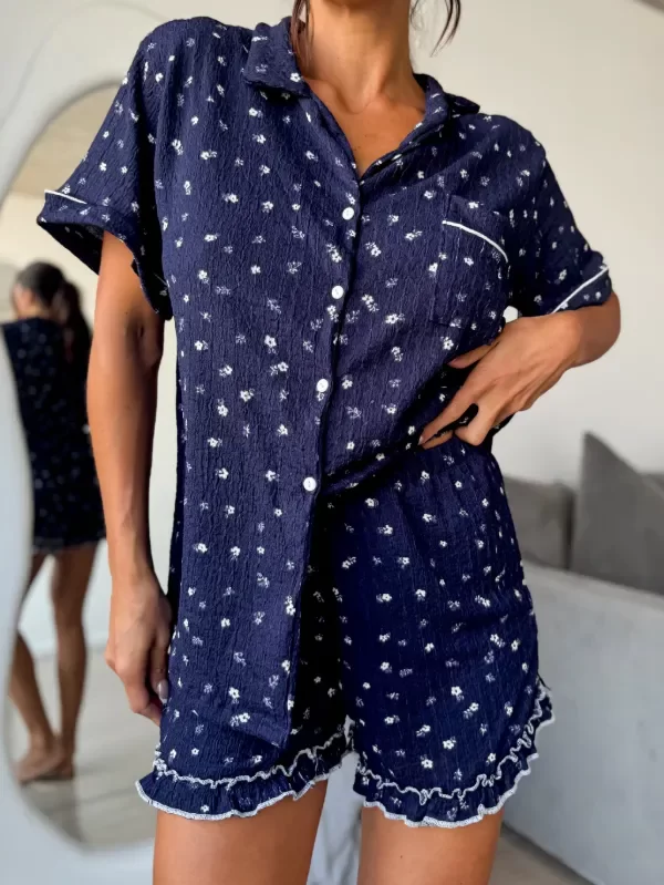 Camisero corto azul con volados — imagen 3
